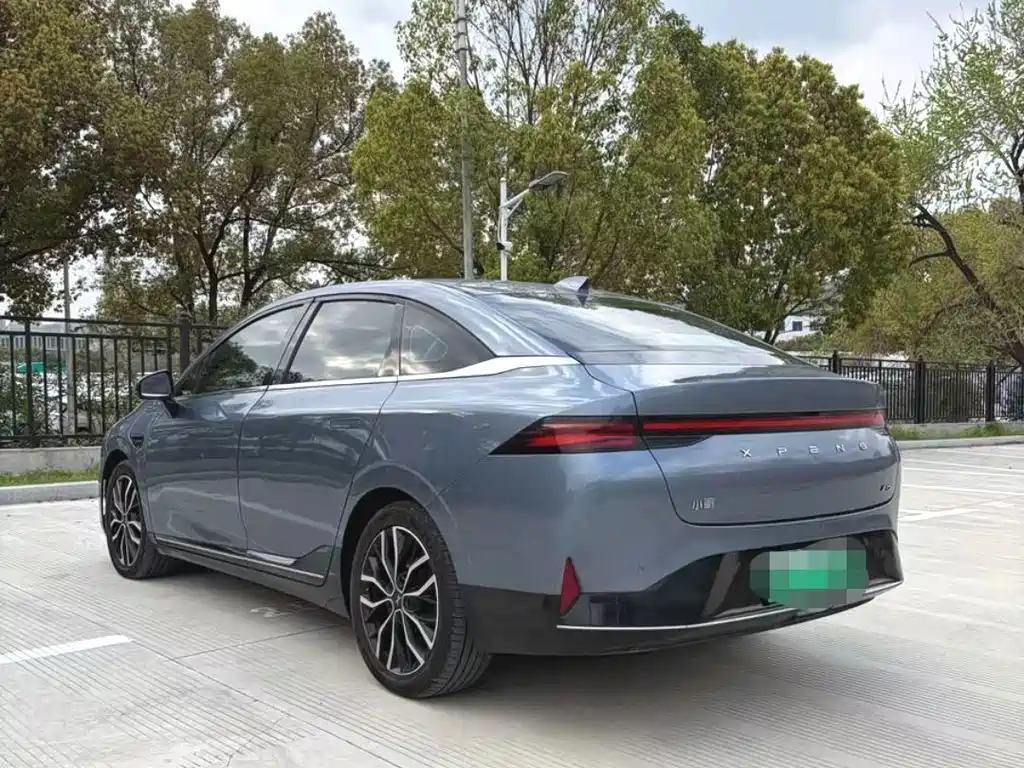 XPeng P5 — миниатюра 6