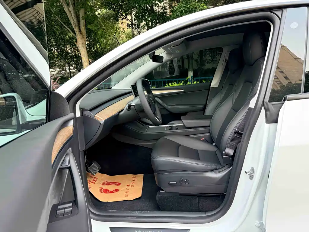 Tesla Model Y 2021 3D7