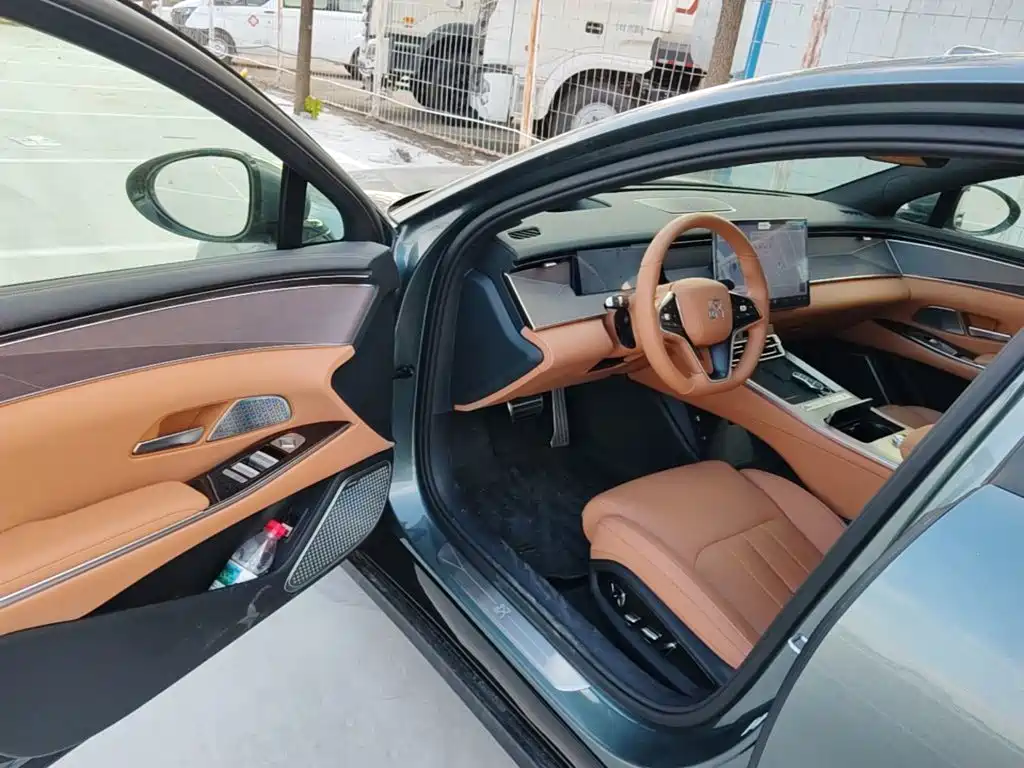 BYD Han L — миниатюра 16