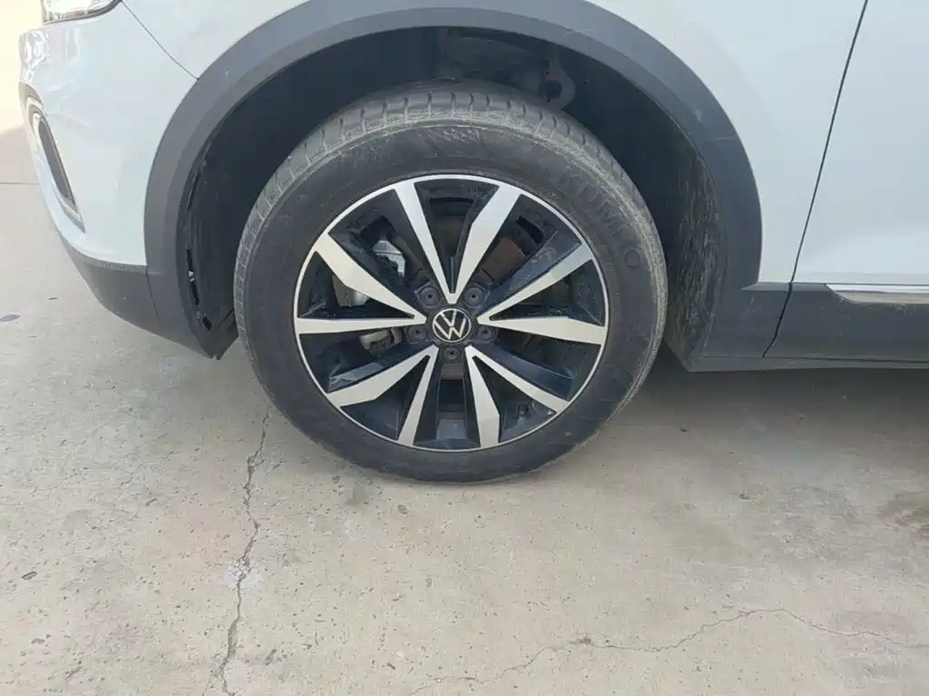 Volkswagen T-Roc — миниатюра 23