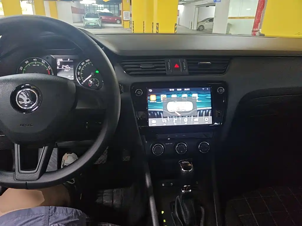Skoda Octavia — миниатюра 10