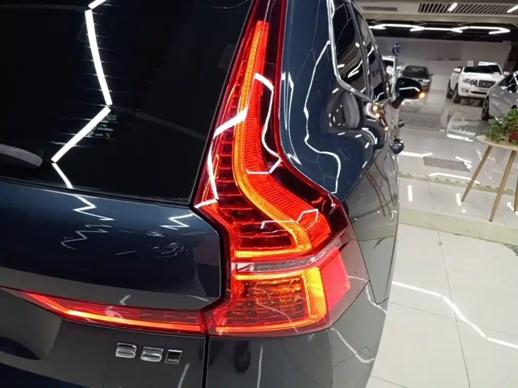 Volvo XC60 — миниатюра 8