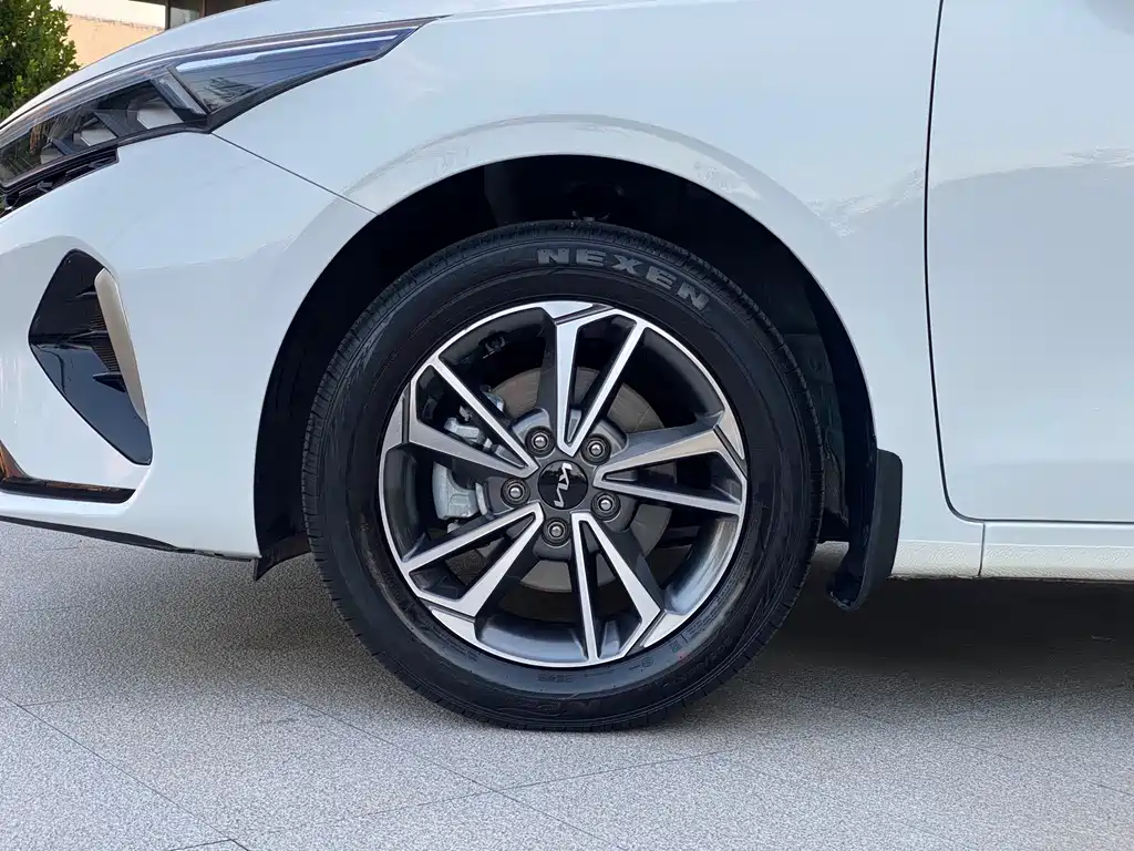 Kia K3 — миниатюра 15