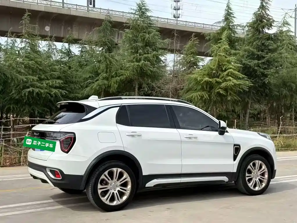 Lynk & Co 01 — миниатюра 7