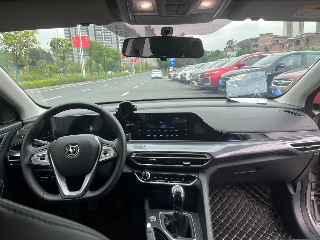 Changan Eado — миниатюра 9