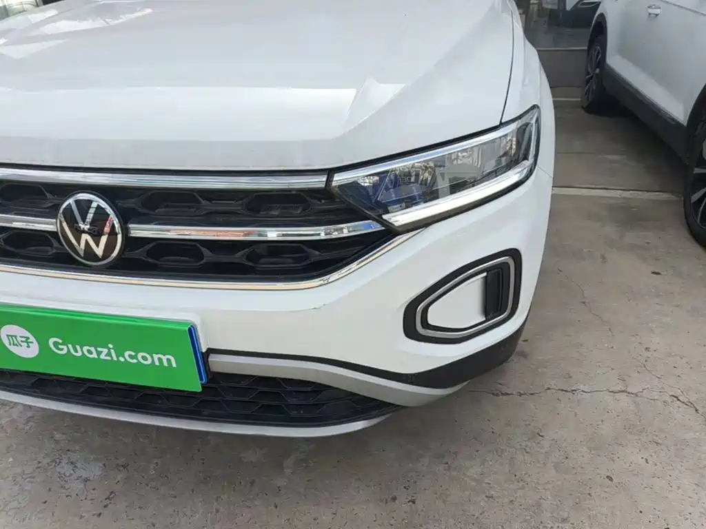 Volkswagen T-Roc — миниатюра 24