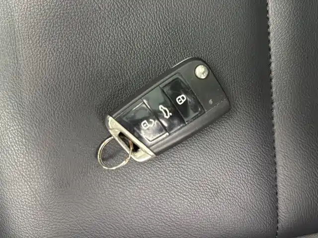 Volkswagen Sagitar — миниатюра 17