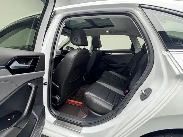 Volkswagen Sagitar — миниатюра 13