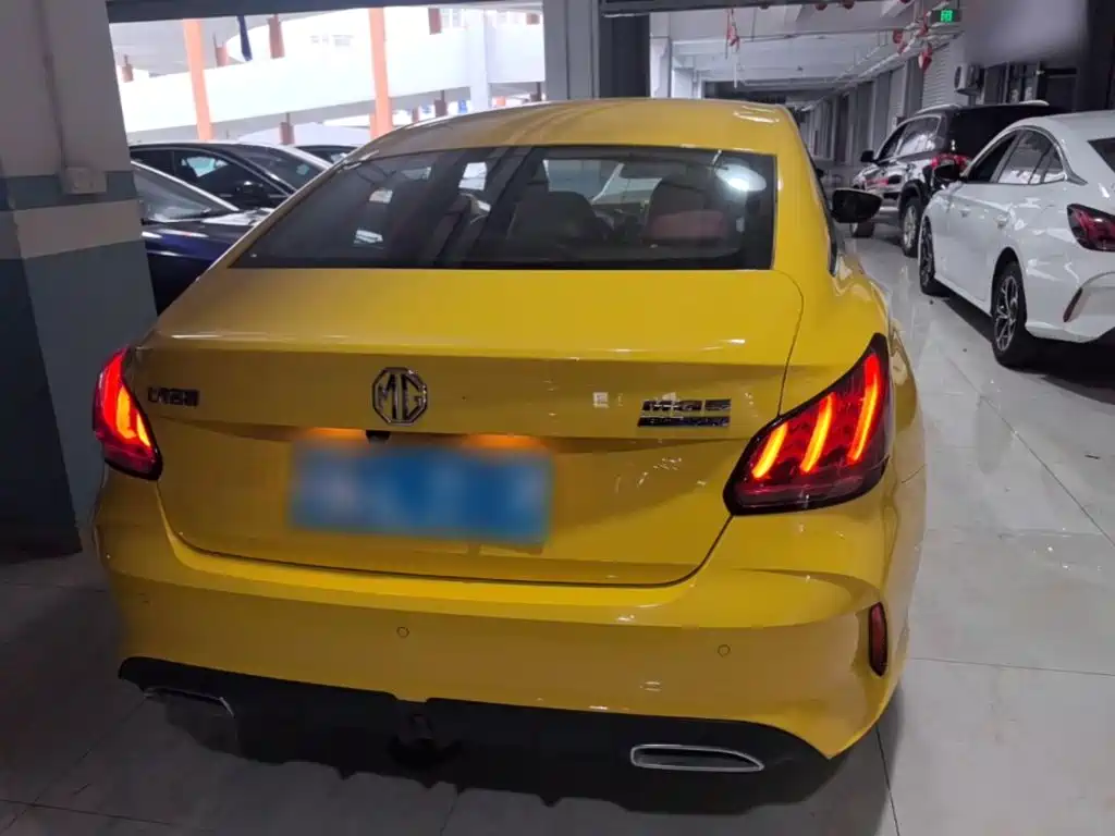 MG MG5 — миниатюра 6
