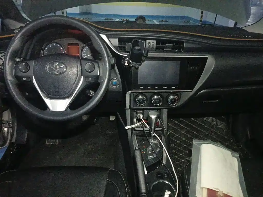Toyota Corolla — миниатюра 10