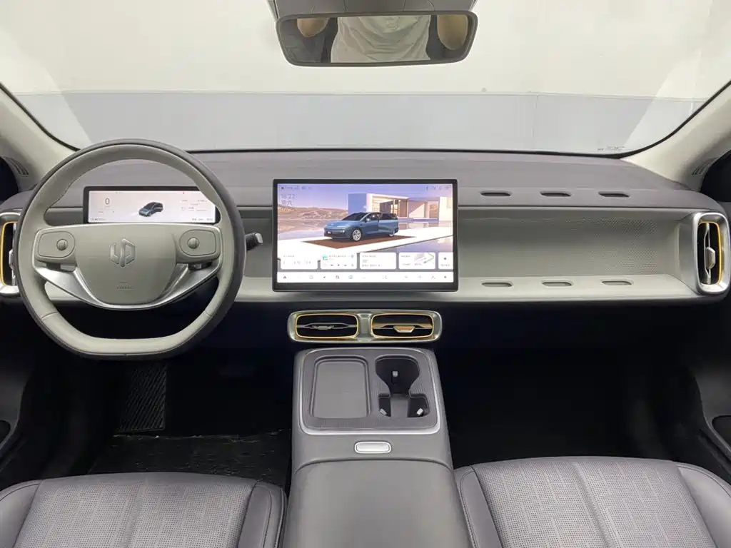 Leapmotor Leapmotor B01 — миниатюра 13