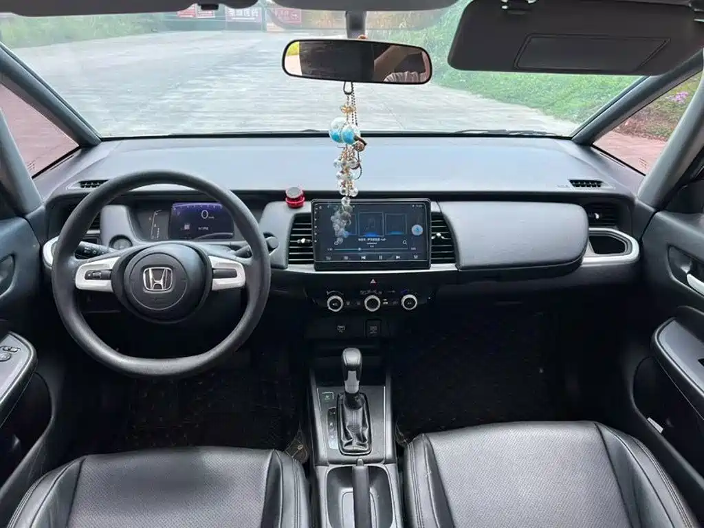 Honda Fit — миниатюра 8