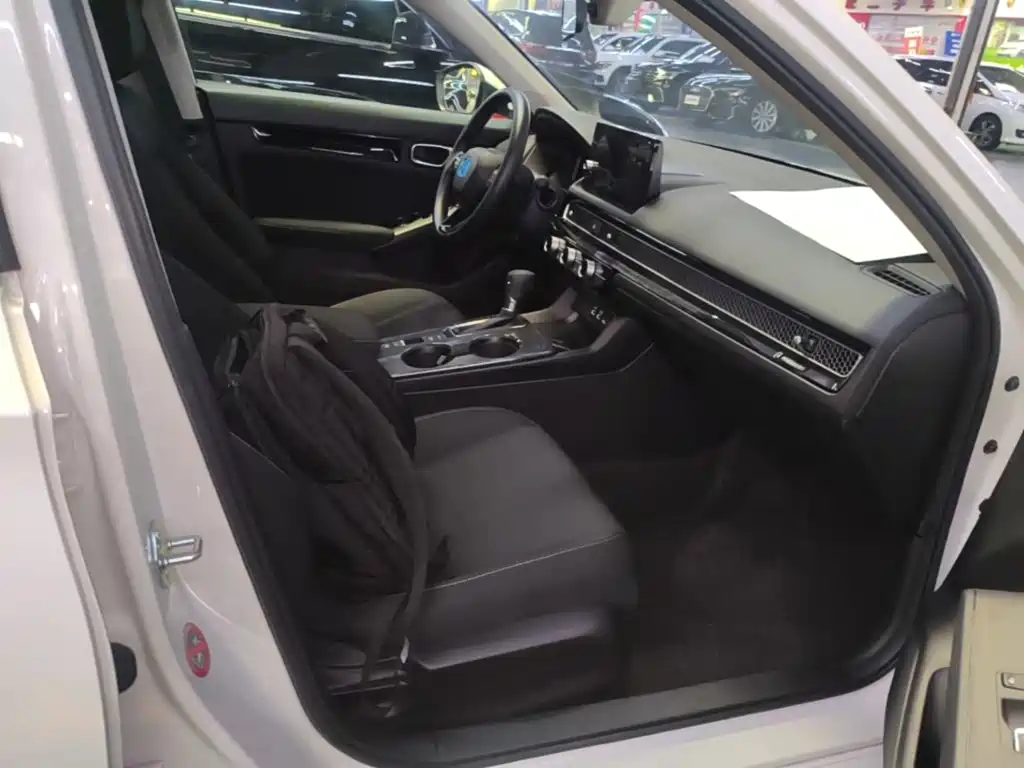 Honda Civic — миниатюра 25