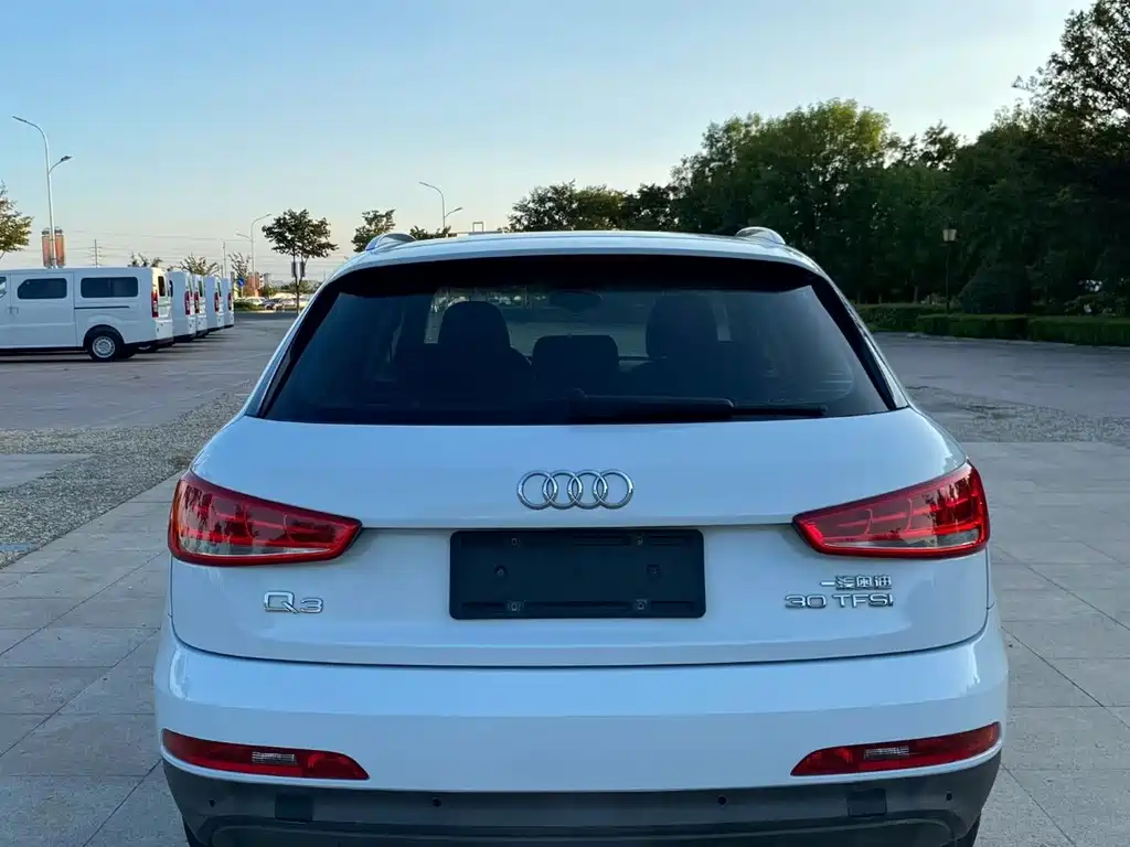 Audi Q3 — миниатюра 8
