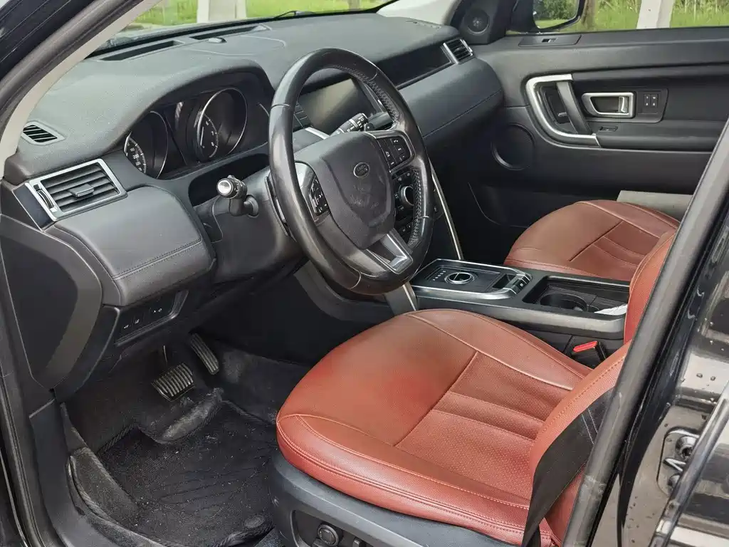 Land Rover Discovery Sport — миниатюра 17