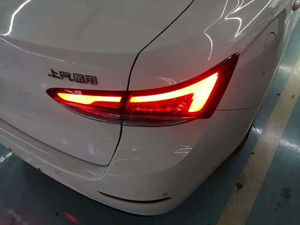 Buick Excelle — миниатюра 8