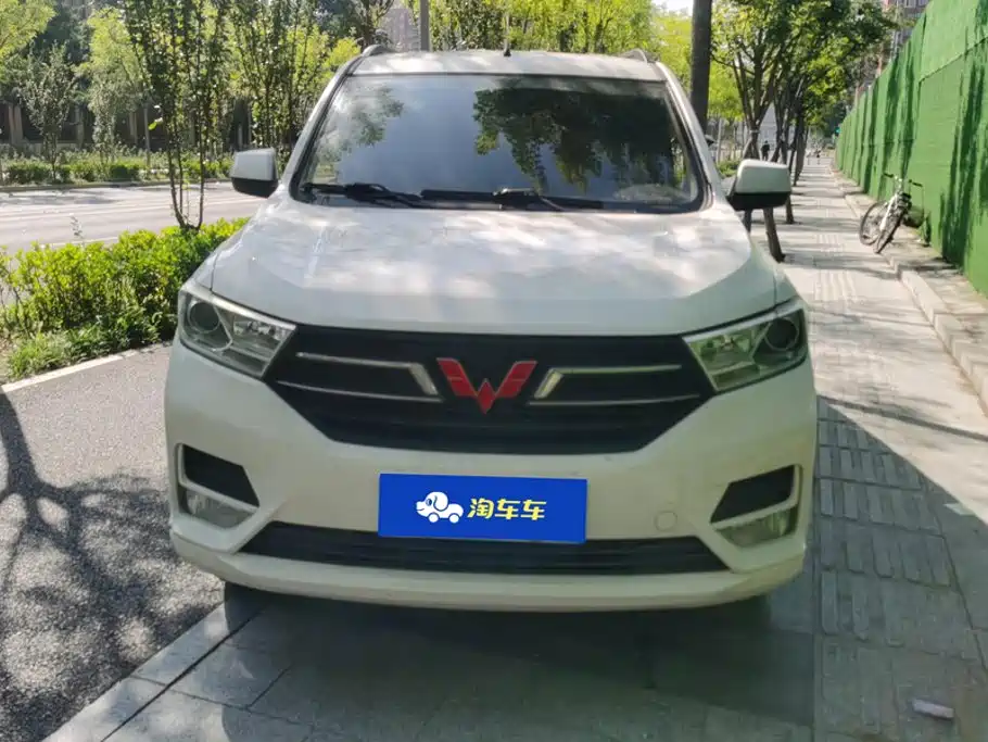 Wuling Hongguang — миниатюра 2