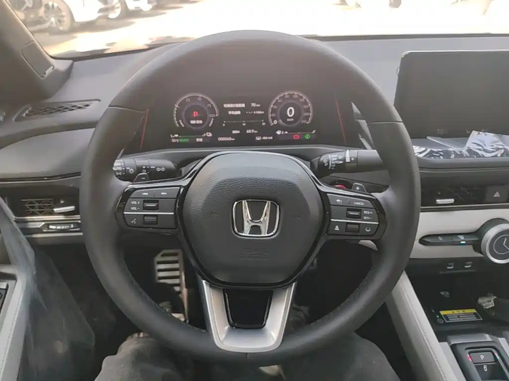 Honda Inspire PHEV — миниатюра 11