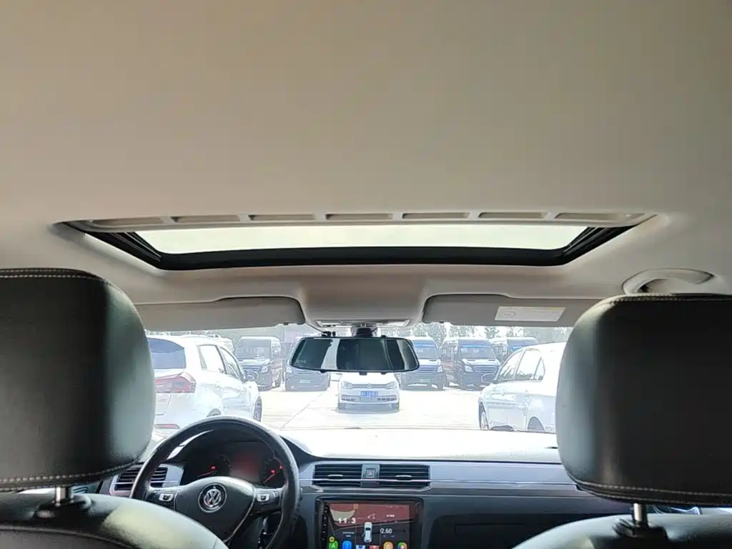 Volkswagen Santana — миниатюра 14