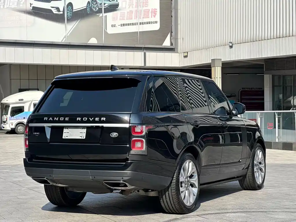 Land Rover Range Rover — миниатюра 13