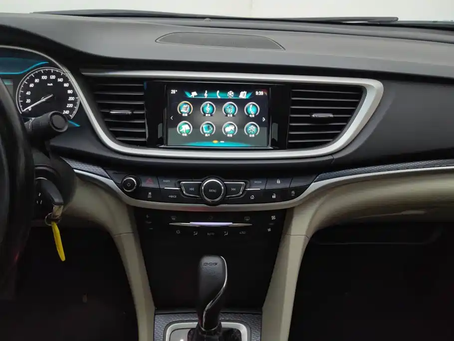 Buick Excelle — миниатюра 13