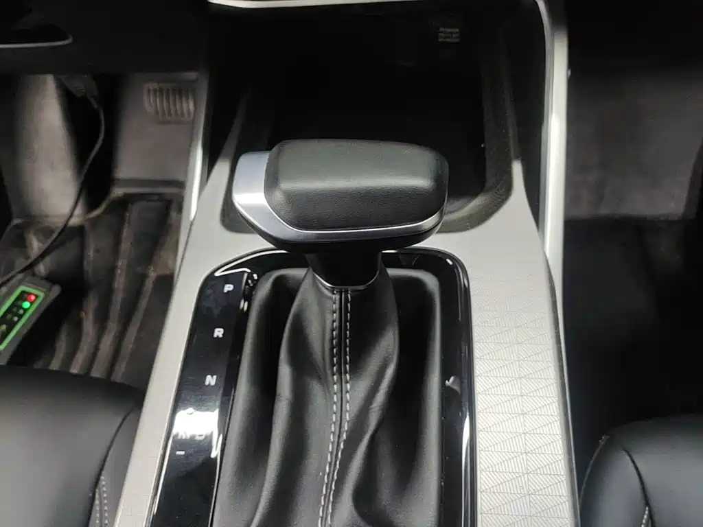 Geely Emgrand — миниатюра 14