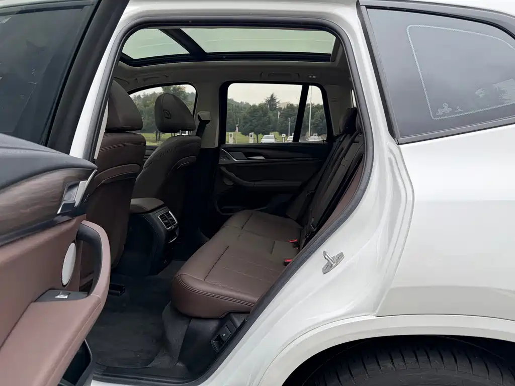 BMW X3 — миниатюра 19