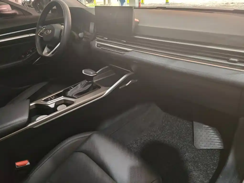 Geely Emgrand — миниатюра 8