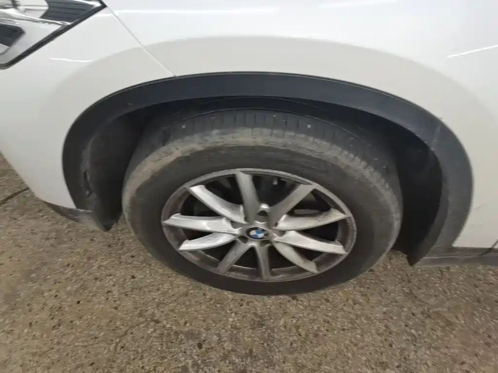 BMW X1 — миниатюра 23