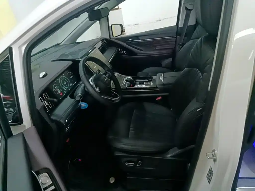 GAC Motor Trumpchi M8 — миниатюра 15