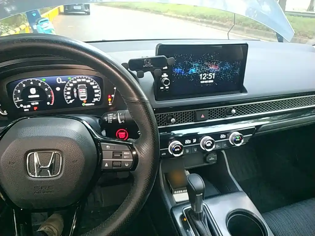 Honda Civic — миниатюра 10