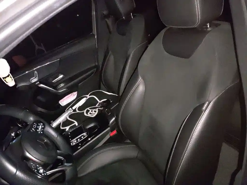 Mercedes-Benz A-Class — миниатюра 11