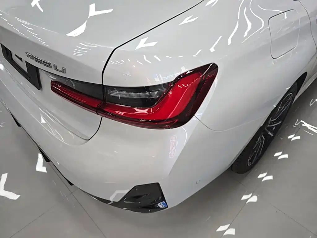 BMW 3 Series — миниатюра 8