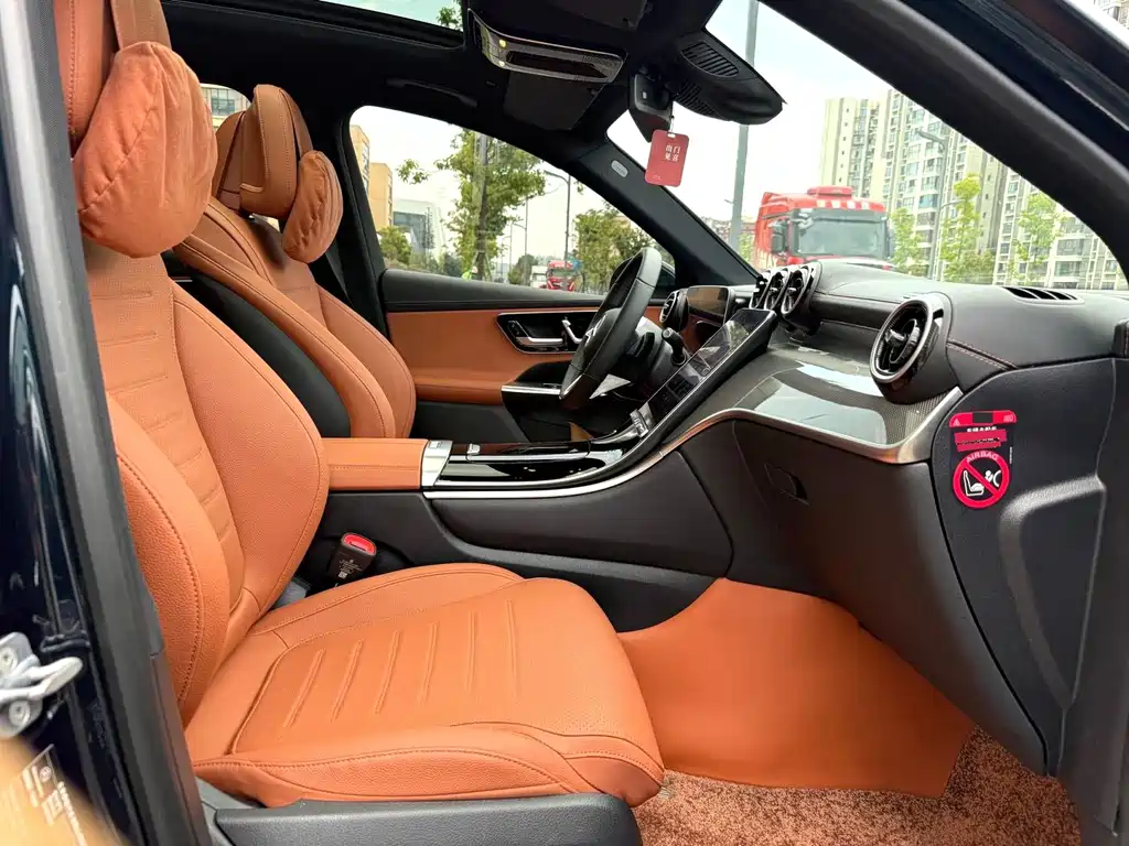 Mercedes-Benz GLC 2024 GLC 260 L 4MATIC 5 мест
