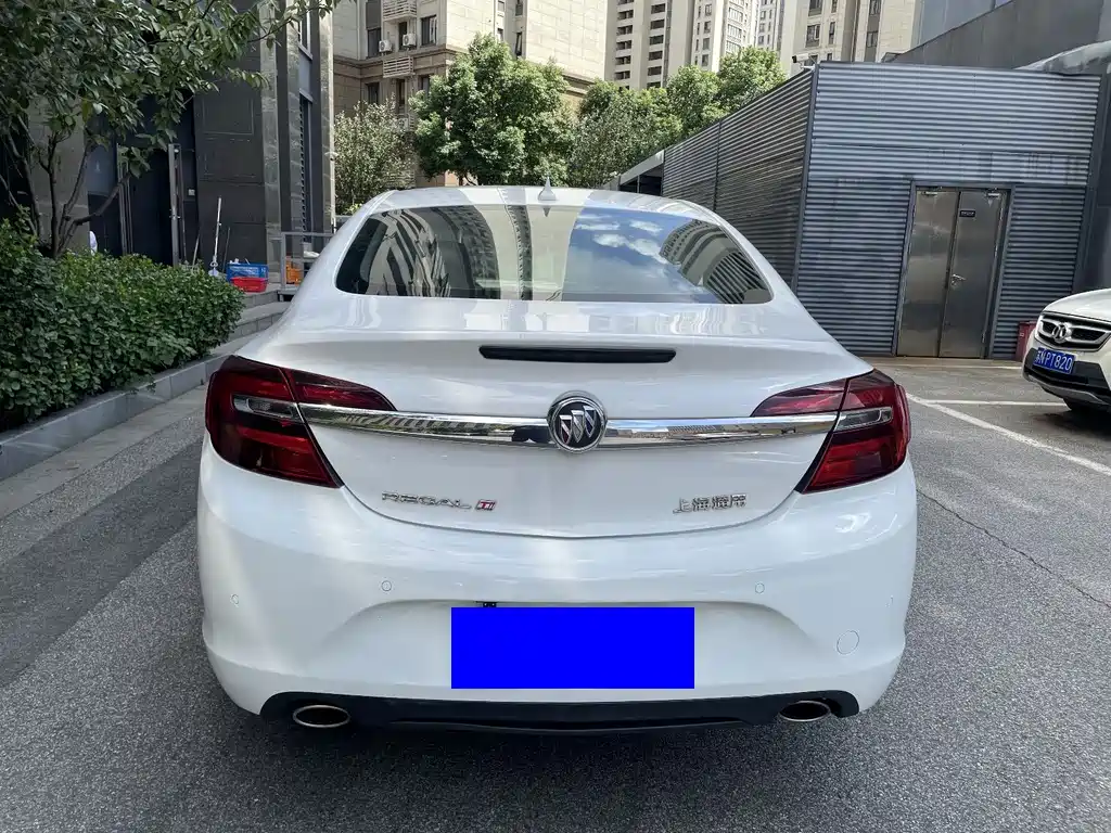 Buick Regal — миниатюра 2