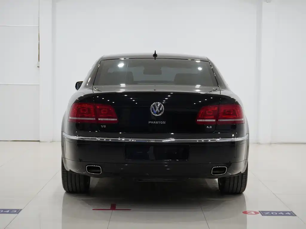 Volkswagen Phaeton — миниатюра 5