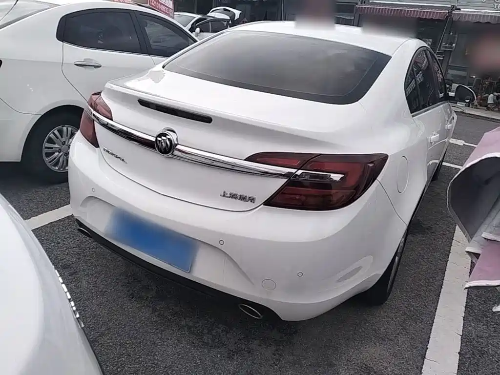 Buick Regal — миниатюра 7