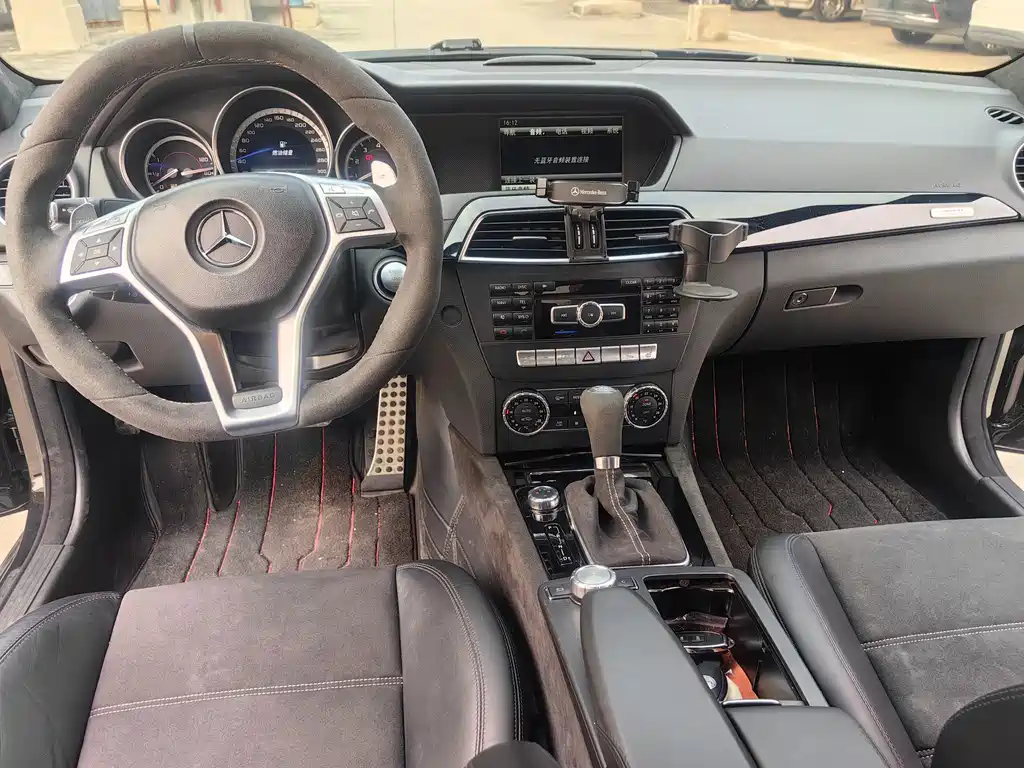 Mercedes-Benz C-Class AMG — миниатюра 4