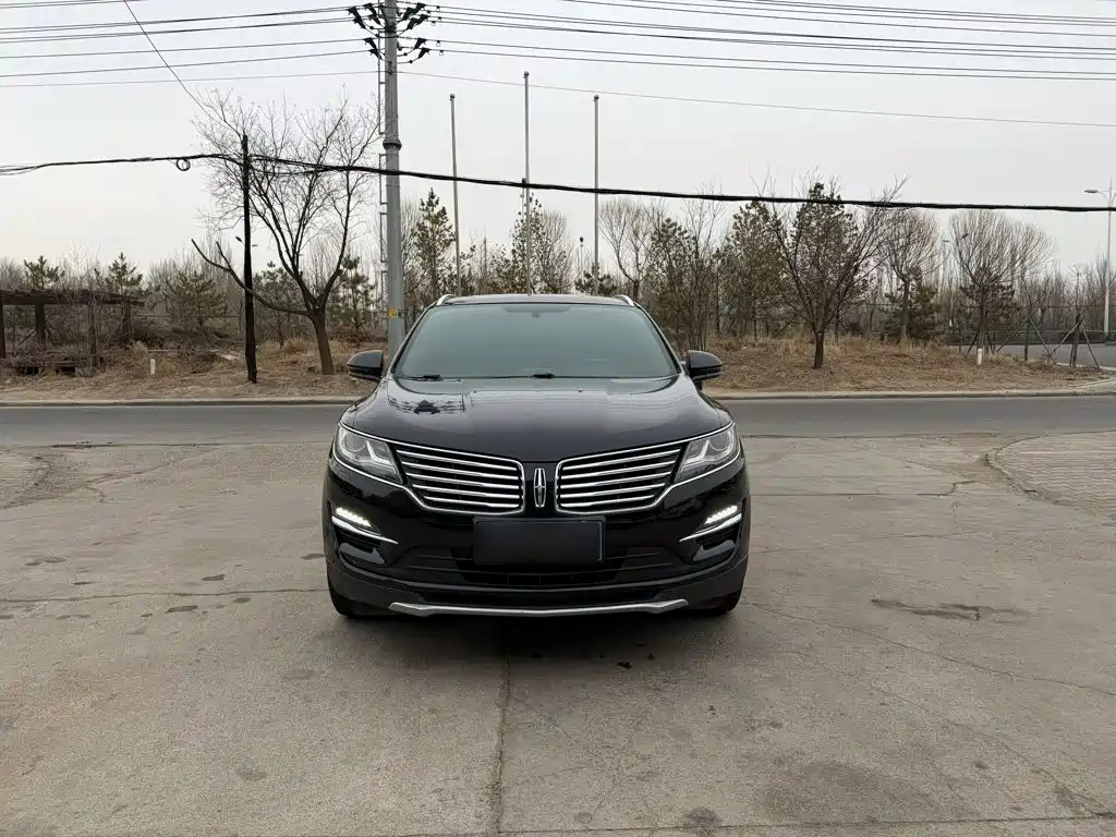 Lincoln MKC — миниатюра 7