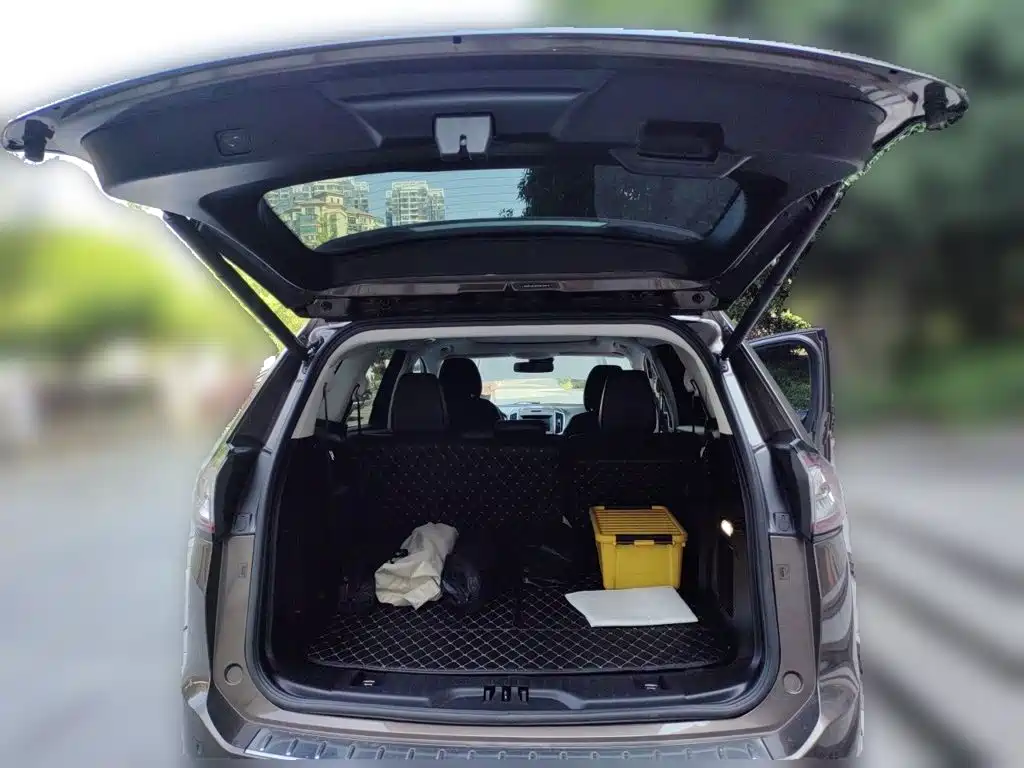 Ford Edge — миниатюра 15