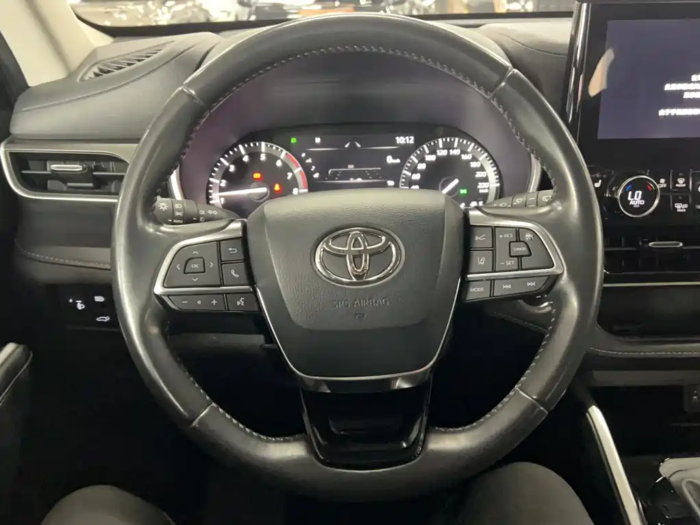 Toyota Highlander — миниатюра 11