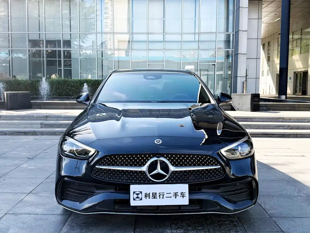 Mercedes-Benz C-Class — миниатюра 2