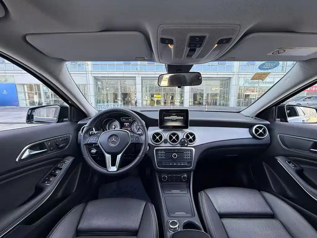 Mercedes-Benz GLA — миниатюра 7