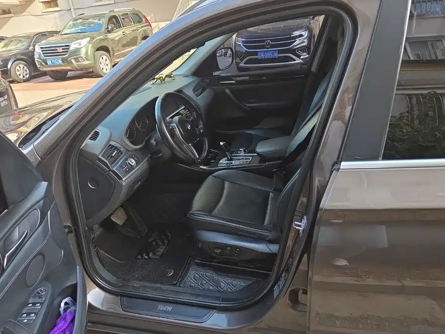BMW X3 (Import) — миниатюра 9