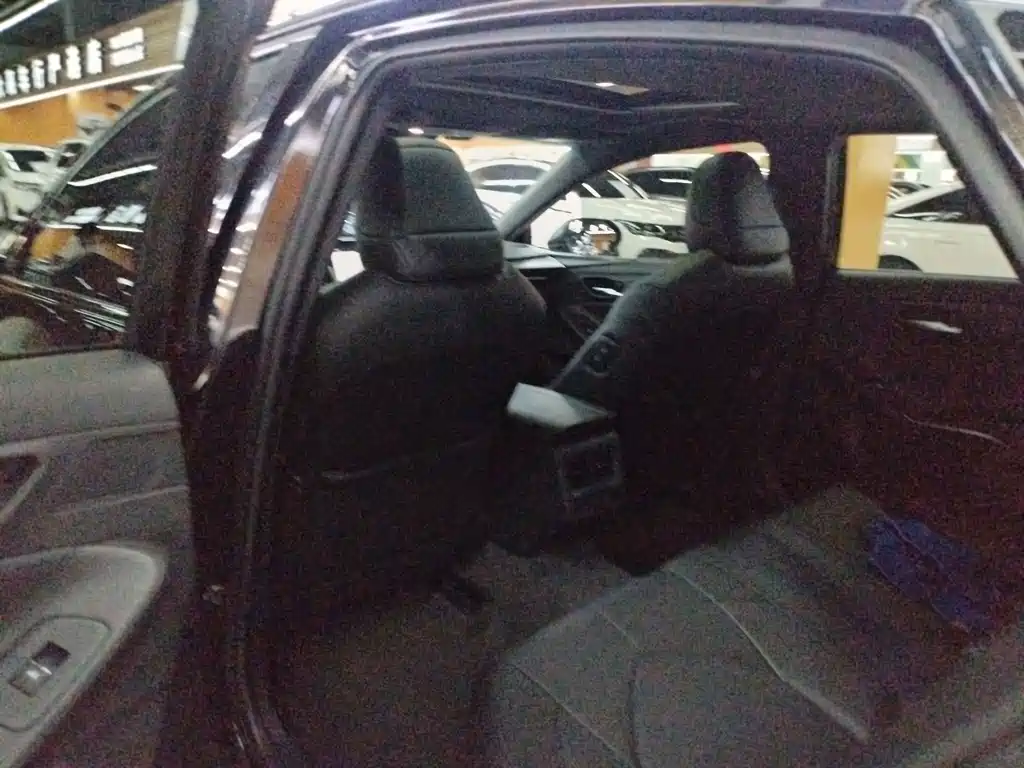 Toyota Avalon — миниатюра 4