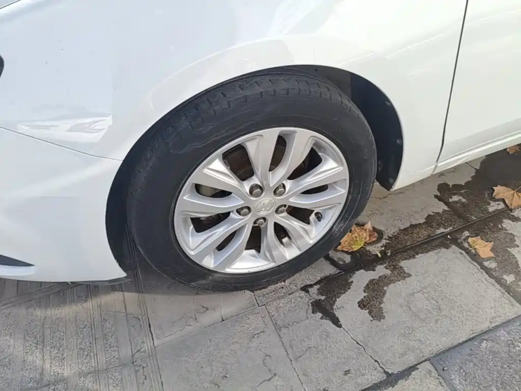 Buick Excelle — миниатюра 23