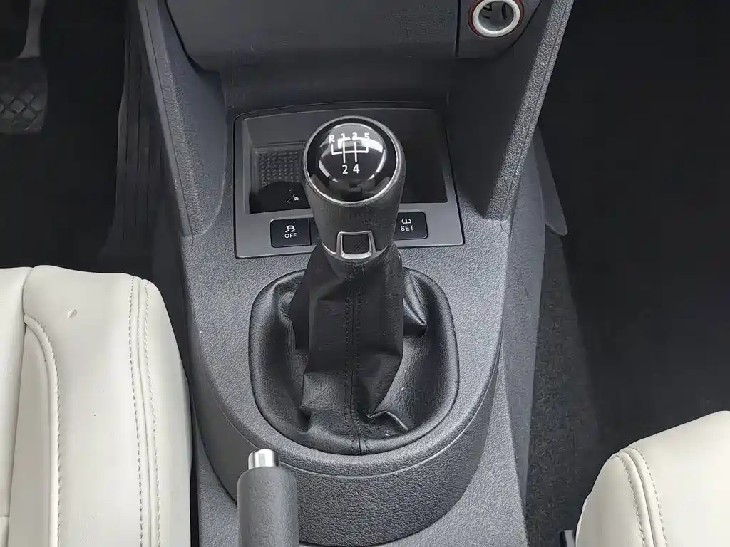 Volkswagen Touran — миниатюра 13