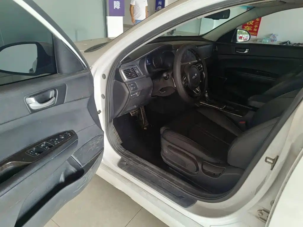 Kia K5 — миниатюра 16