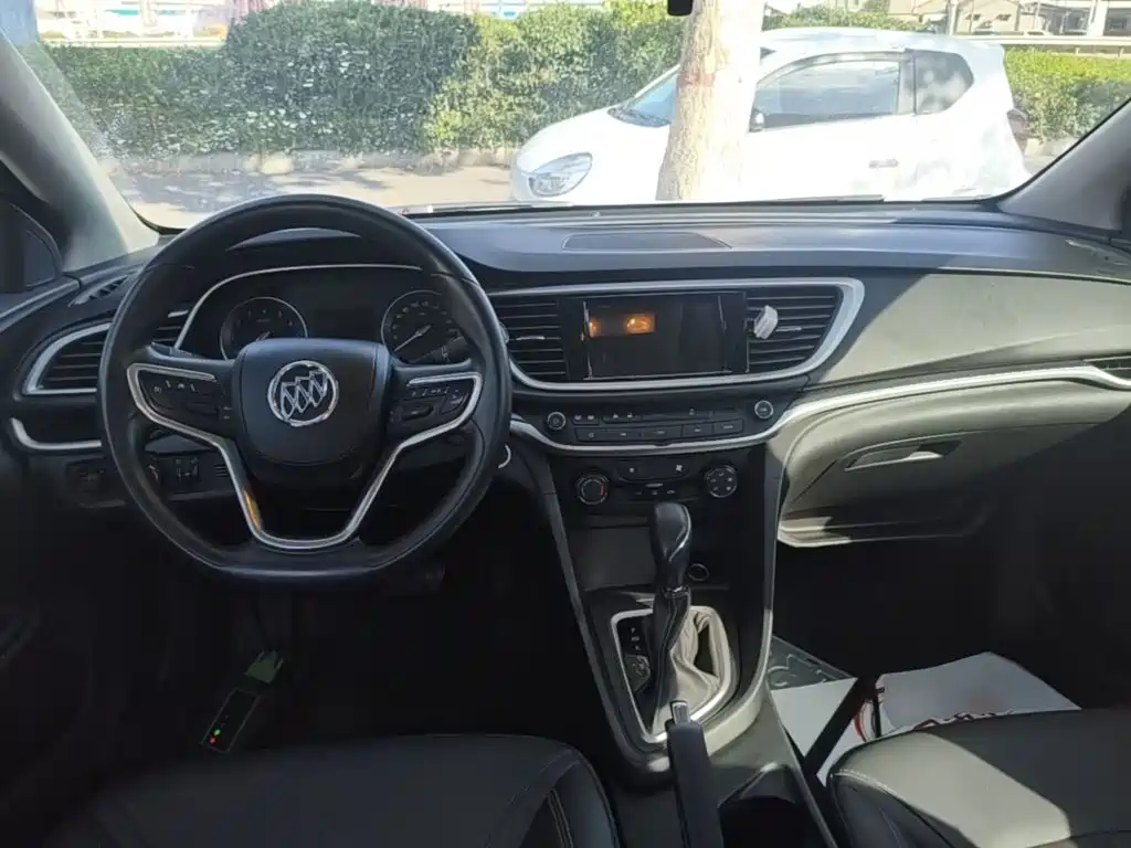 Buick Excelle — миниатюра 10