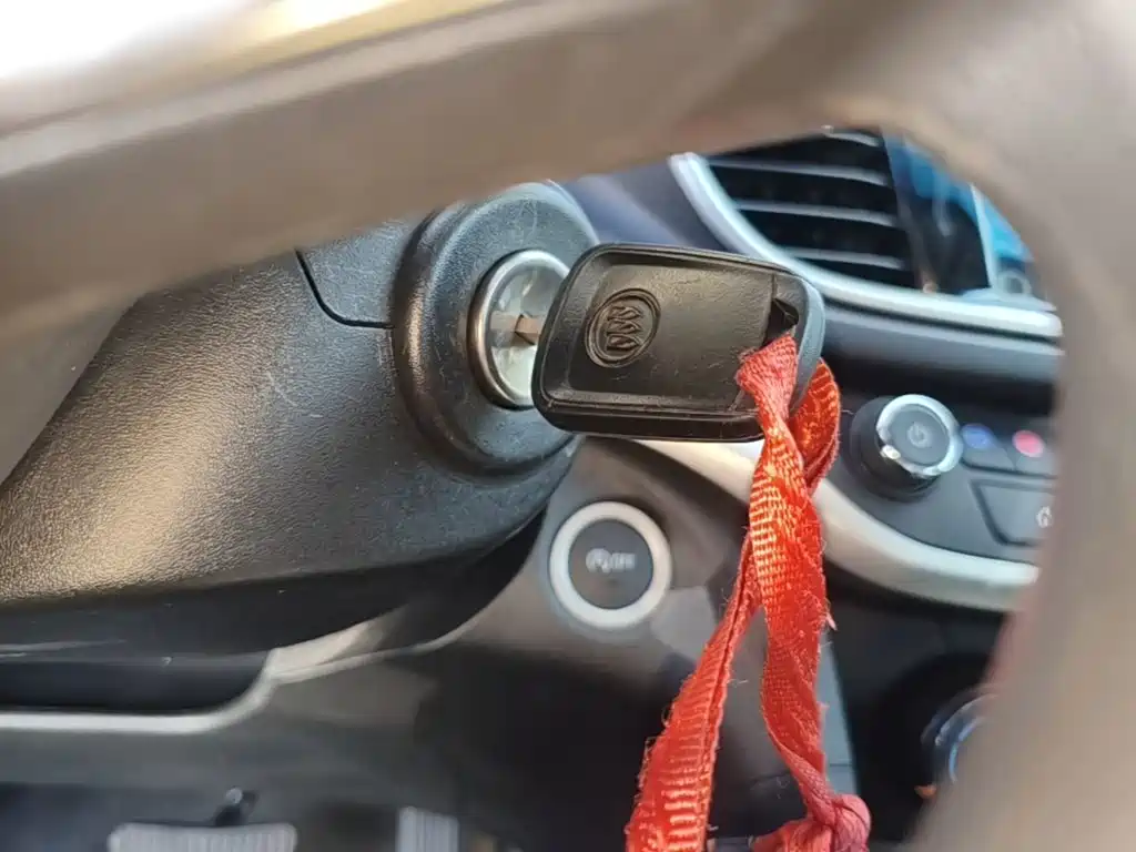 Buick Excelle — миниатюра 9